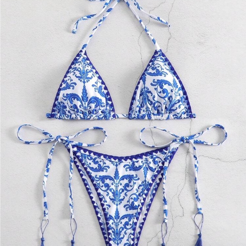 Blue and White Patterned Bikini Set - Medium